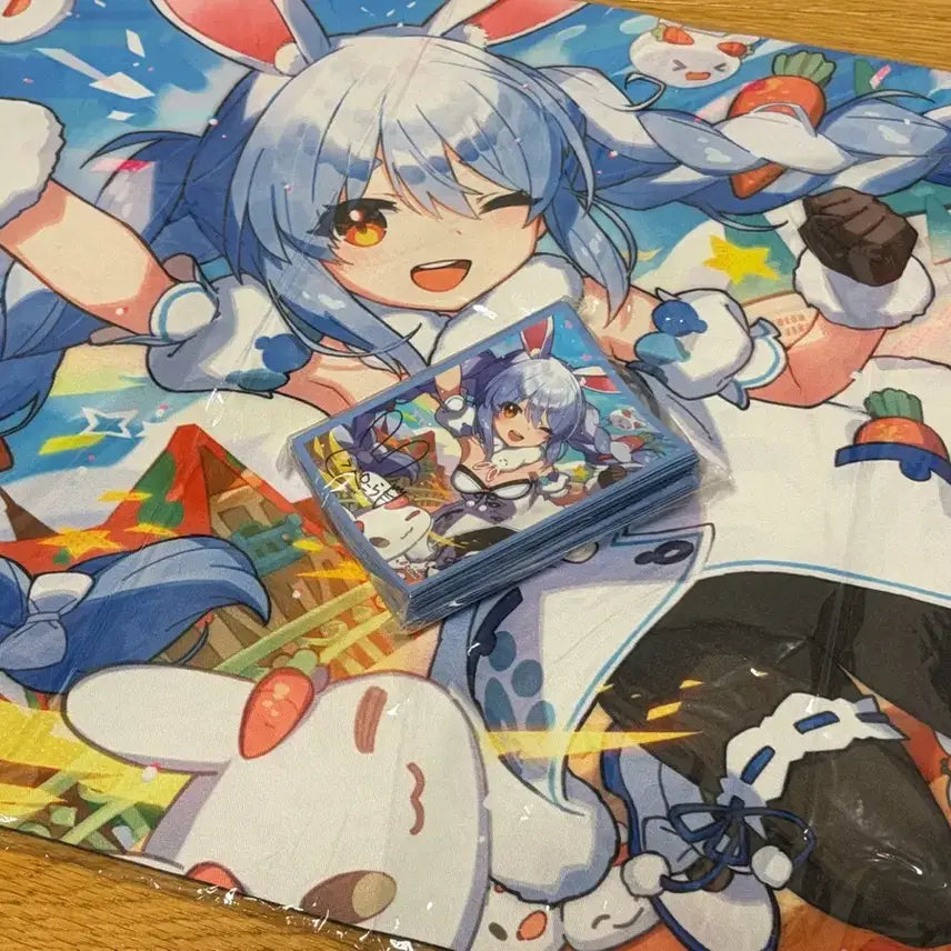 [BUNJANG] Usada Pekora Rubber Mat &amp; Sleeves Set (Sealed) / 우사다 페코라 고무 매트 &amp; 슬리브 미개봉 세트