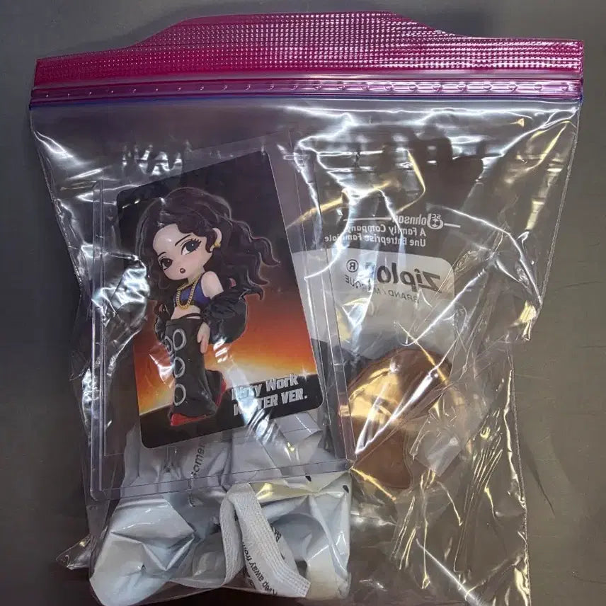 [BUNJANG] Aespa Winter Diry Work Figure / 에스파 피규어 diry work 윈터