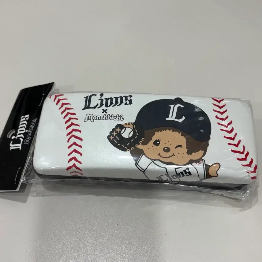 [BUNJANG] Monchhichi Seibu Lions Collaboration Glasses Case / 몬치치 세이부 라이온즈 콜라보 안경 케이스
