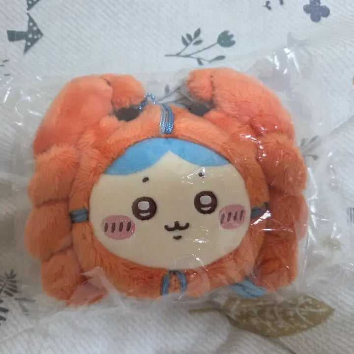 [BUNJANG] Shanghai Limited Hachiware Crab Mascot Keychain Plush / 정품) 상하이 한정 하치와레 털게 마스코트 키링 인형