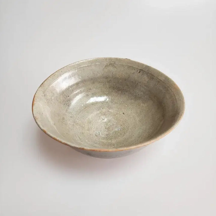 [BUNJANG] Antique Joseon Dynasty Early Period Plain White Slip Celadon Bowl / 골동품 조선시대 전기 무지분청사기 사발