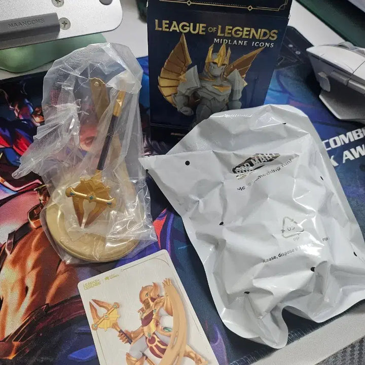 [BUNJANG] Pop Mart Azir Figure / 택포 최저가) 팝마트 아지르 피규어