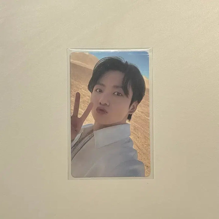 [BUNJANG] BTS Jungkook Proof Weverse POB Acrylic Frame and In the Soop J-Hope QR Card / 방탄소년단 정국 프루프 위버스 특전 BTS JK Proof weverse 전정국