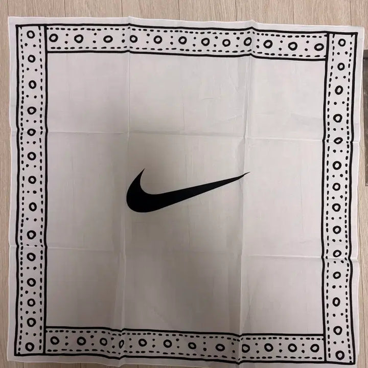 [BUNJANG] G-Dragon (Big Bang) Peaceminusone Nike Bandana / 미사용) 지디 피마원 피스마이너스원 권도 나이키 반다나 빅뱅지드래곤 권지용
