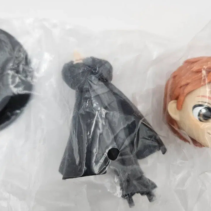 [BUNJANG] Harry Potter Weasley Twin Figure / 해리포터에 나오는 쌍둥이 중 한 명의 피규어
