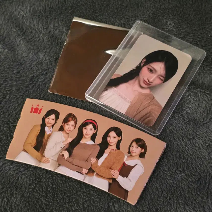 [BUNJANG] Hallis x RESCENE Official Merchandise Photocards (Wonhee, Minami, Liv, May, JENA) / 신상 할리스 한정 공식굿즈 사진 셀카 포카 RESCENE 원이 미나미 리브 메이 제나
