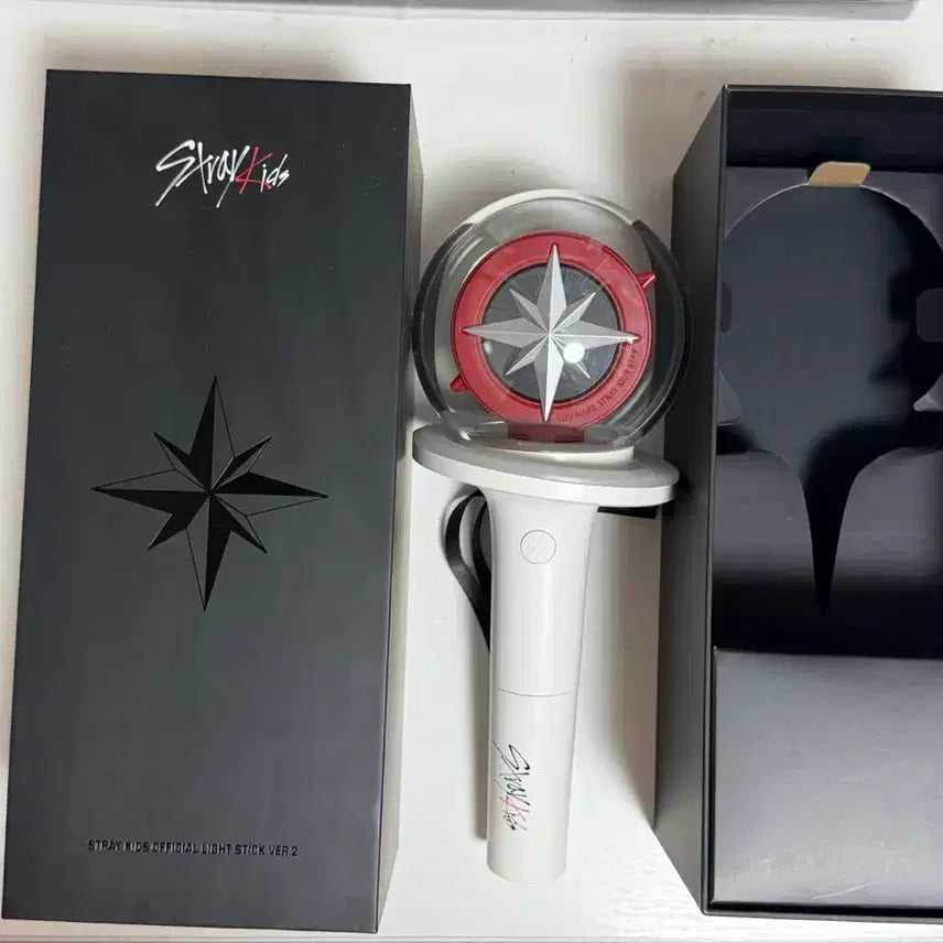 [BUNJANG] Stray Kids Light Stick (Nachimbong) / 스트레이키즈 스키즈 응원봉 나침봉 2.6