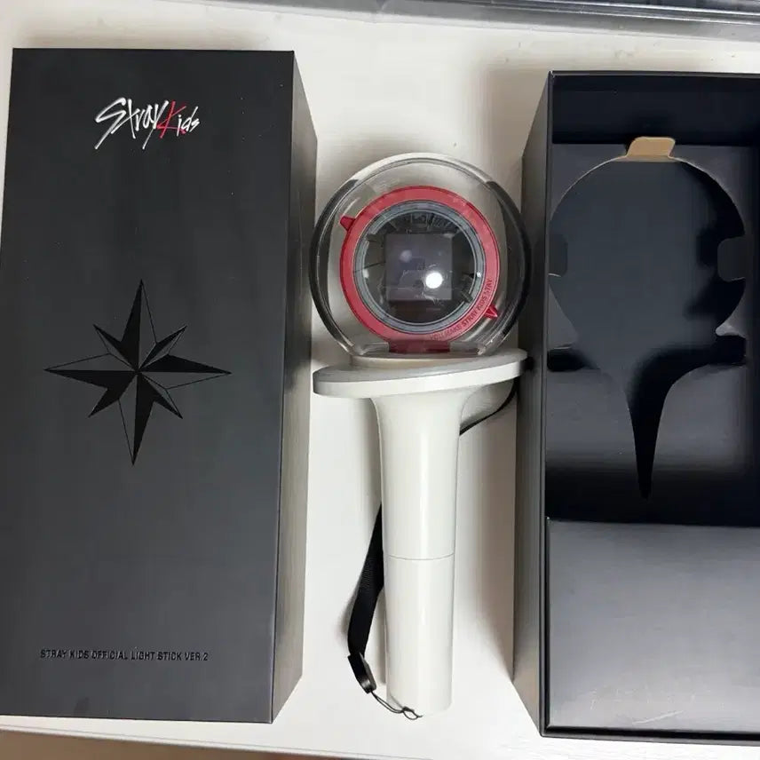 [BUNJANG] Stray Kids Light Stick (Nachimbong) / 스트레이키즈 스키즈 응원봉 나침봉 2.6