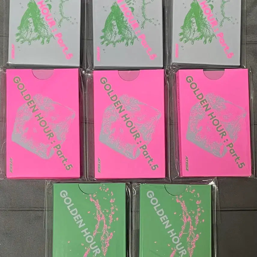 [BUNJANG] ATEEZ BAD Photocard Album Bundle Set (8 Pieces) - Sealed / 미개봉)에이티즈 BAD 포카앨범 8장 일괄 양도 배드