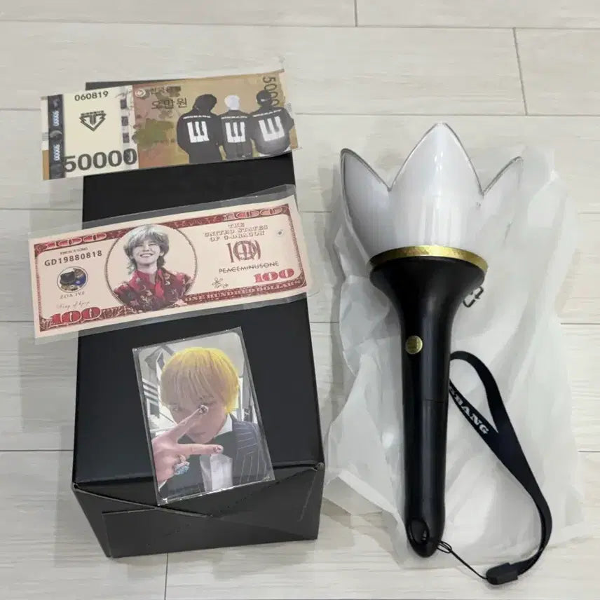[BUNJANG] Bigbang 20th Anniversary Lightstick Bundle Set / 빅뱅 20주년 응원봉 + 멤버십전용 기프트 포토카드