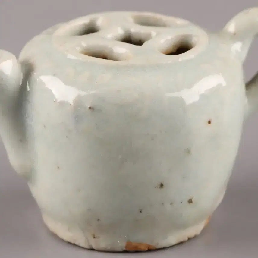[BUNJANG] 18th-19th Century Joseon Dynasty Celadon Porcelain Small Water Dropper / 청자백자 소형 주전자형 연적