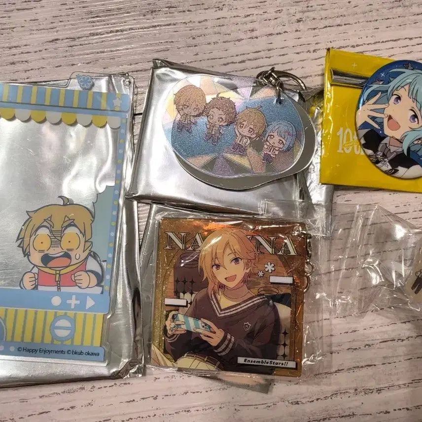 [BUNJANG] Ensemble Stars! Dream Live Sparkle Keychain Badge Set - Tomoya, Nazuna, Hajime / 앙스타 드림라 뱃지 스파클 키링 애니메이트 키링 치미링 부쿠부 아크릴 토모야 나즈나 하지메 일괄