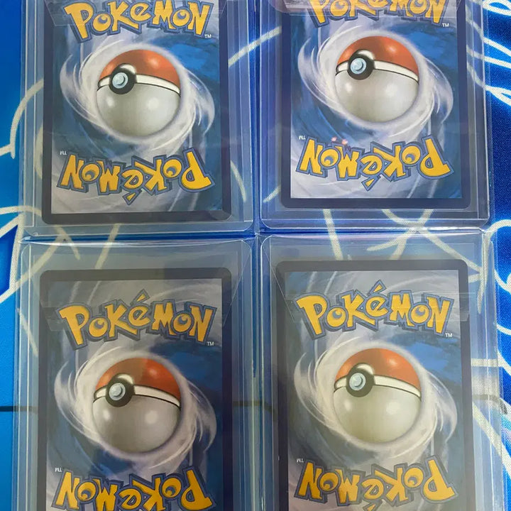 [BUNJANG] Pokemon TCG 25th Anniversary Pikachu V-UNION 4-Card Bundle Set / 포켓몬카드 25주년 피카츄 vunion 4장 일괄