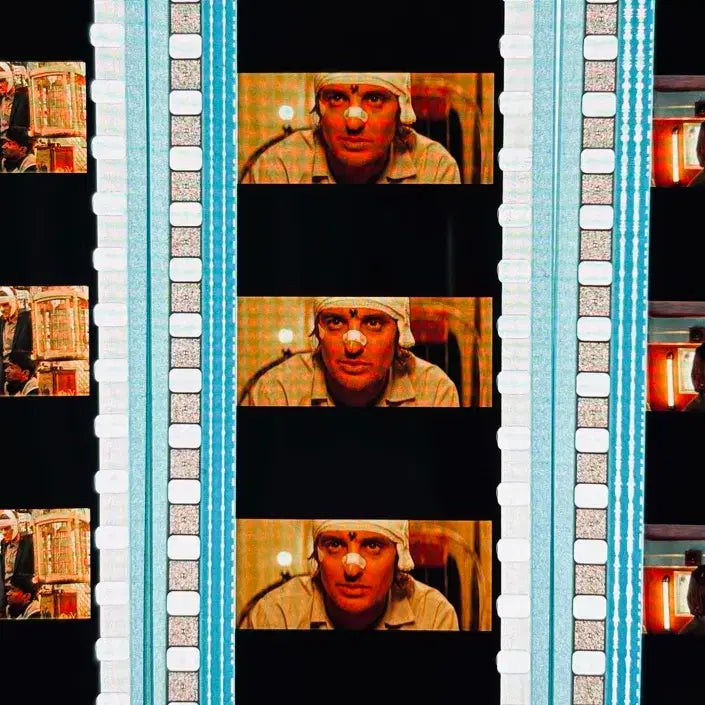 [BUNJANG] The Darjeeling Limited Film Cut (6 Frames) / 다즐링 주식회사 필름컷 6매 / 영화 필름 / 웨스 앤더슨