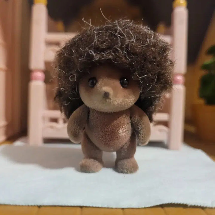 [BUNJANG] Sylvanian Families Hedgehog / 실바니안 고슴떡 직립