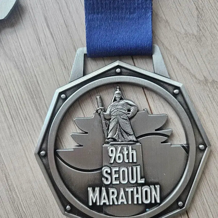 [BUNJANG] 2026 Seoul Marathon 10km Finishers Medal Souvenir / 2026 서울 동아마라톤 10km 완주 메달 기념품