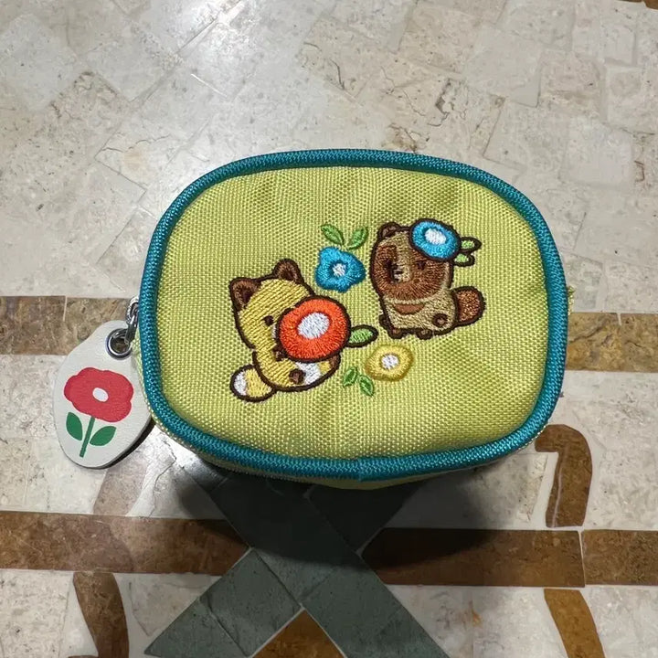 [BUNJANG] Vintage Japanese Fox and Racoon Airpods Pouch / 일본 여우와 너구리 에어팟 파우치 빈티지 고전 여우와 너구리 인형