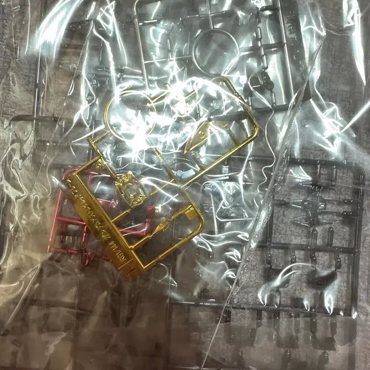 [BUNJANG] RG Gundam Astray Red Frame Custom Plating Model Kit / RG 건담 아스트레이 레드프레임 사제 맥기 코팅