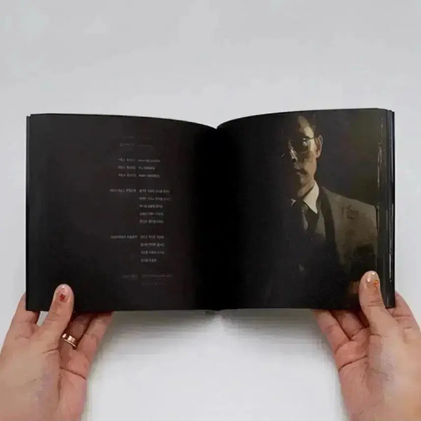 [BUNJANG] The Man Standing Next Flipbook &amp; Original Ticket Set (Unsealed) - Lee Byung Hun, Lee Sung Min, Yoo Yeon Seok / 남산의부장들 플립북 오리지널티켓 오티 이병헌 이성민이희준영화 기생충헤드윅