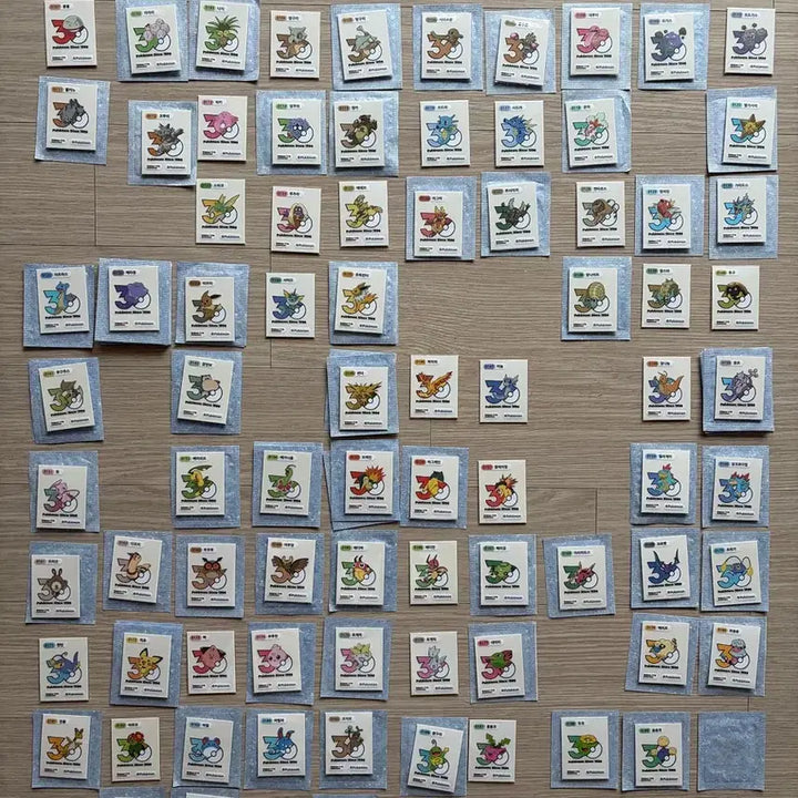 [BUNJANG] Pokemon 30th Anniversary Logo Stickers (1013 types) / 포켓몬 30주년 로고 띠부씰 1013종 교환