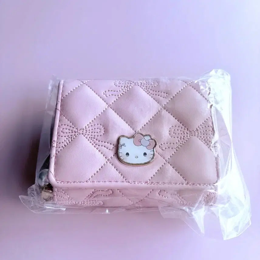 [BUNJANG] Hello Kitty Quilting Bifold Wallet (Sealed) / 헬로키티 퀼팅 반지갑 (미개봉)