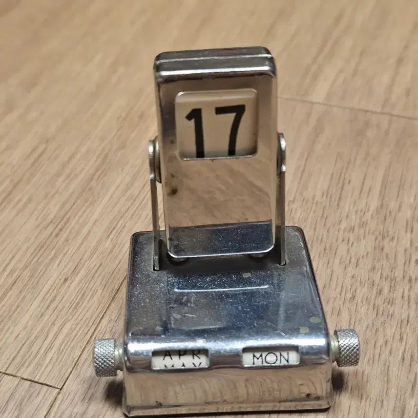 [BUNJANG] Vintage Perpetual Desk Calendar / 탁상용 빈티지 캘린더 만년달력