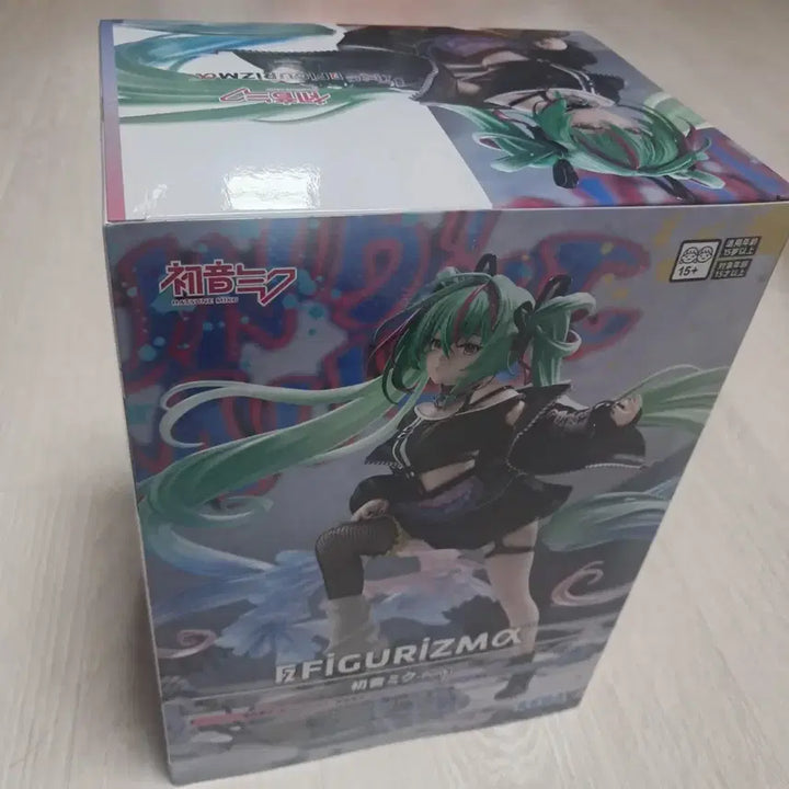 [BUNJANG] Sega Punk Miku Figure (Sealed) / 미개봉) 세가 펑크미쿠 피규어