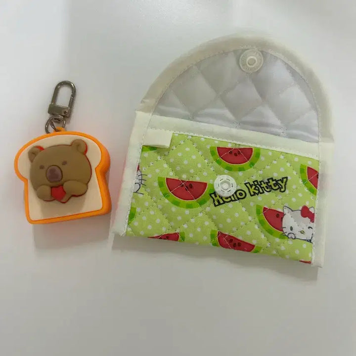 [BUNJANG] Hello Kitty Card Holder &amp; Capybara Keycap Set / 키티지갑,카피바라키캡