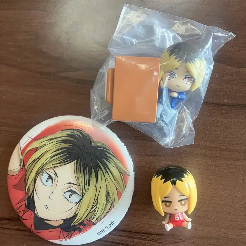 [BUNJANG] Haikyuu!! Kozume Kenma Daiso Can Badge &amp; Bath Bomb Figure Bundle Set / 일괄) 하이큐 코즈메 켄마 다이소캔뱃지 배쓰밤피규어 공부시간타임가챠