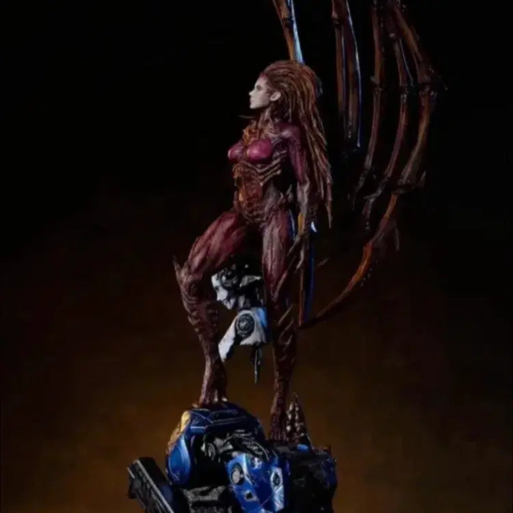 [BUNJANG] Kerrigan Resin Figure / 케리건 피규어
