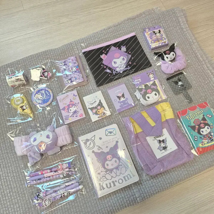 [BUNJANG] Kuromi Merchandise Bundle / [바로구매] 쿠로미 굿즈 일괄 구성전체공개 네고X