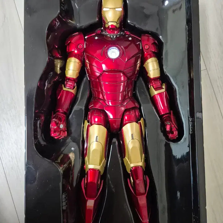 [BUNJANG] ZD Toys Iron Man Mark 3 1/5 Scale 14-Inch Action Figure / zd toys 아이언맨 1/5 스케일 마크3 14인치 36cm 마블 피규어