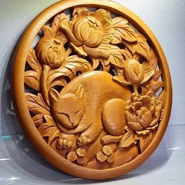 [BUNJANG] Wood Carving: Peonies and Cat (30.4cm Diameter) / 모란과 고양이 원목조각 지름 30.4cm 판매가 12만.택포