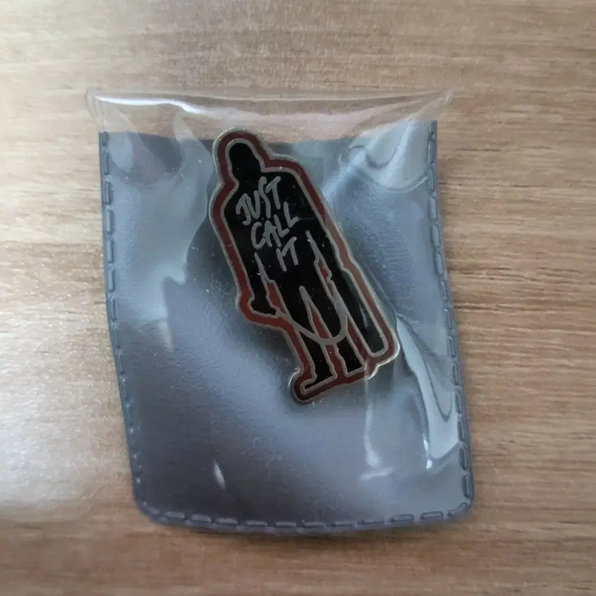 [BUNJANG] No Country for Old Men Movie Badge / 영화 <노인을 위한 나라는 없다> 뱃지