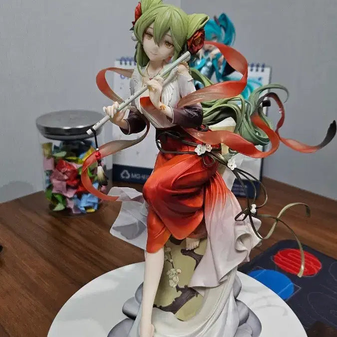 [BUNJANG] Hatsune Miku Plum Blossom Hanfu Scale Figure / 하츠네 미쿠 매화삼롱 스케일 피규어
