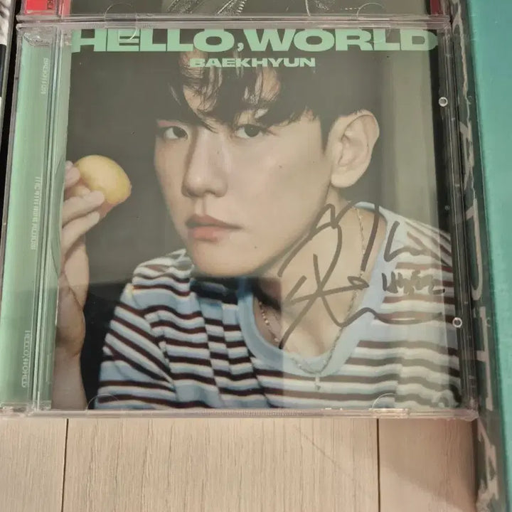 [BUNJANG] EXO Baekhyun Hello World Album Set Bundle / 친필사인 미개봉 엑소 백현 헬로월드 앨범 세트등 일괄 배송비포함
