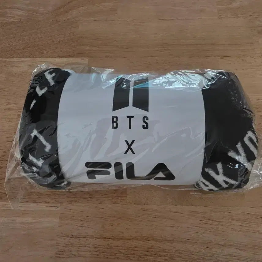 [BUNJANG] BTS Speak Yourself FILA Collaboration Blanket / 방탄소년단 BTS 스픽콘 FILA 담요