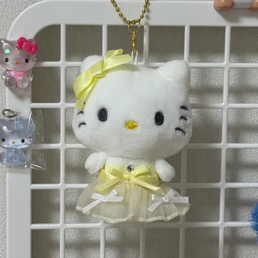 [BUNJANG] Hello Kitty Nikoknui Series Plush Doll with Keychain / 헬로키티 니코누이 시리즈