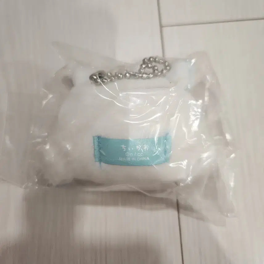 [BUNJANG] Chiikawa Momonga Bell Keychain / 치이카와 모몽가 방울 키링