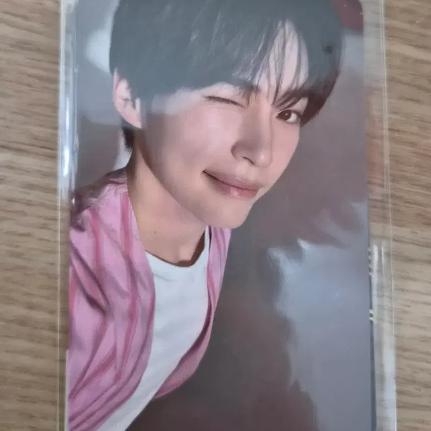 [BUNJANG] ZEROBASEONE Sung Hanbin Wonder Bath Photocard / 제로베이스원 성한빈 원더바스 포토카드 (가격인하)