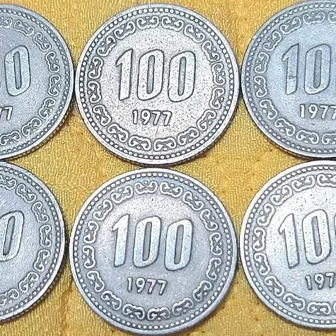 [BUNJANG] 1977 100 Won Coin Bundle (10 pcs) / <특년><사용제> 1977년 100원 10개 묶음