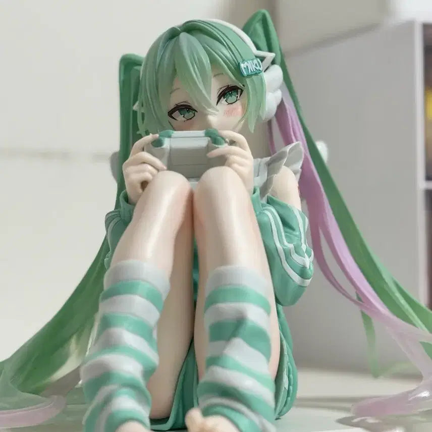 [BUNJANG] Miku Holiday Memories Game Figure / 미쿠 홀리데이 메모리즈 게임 피규어