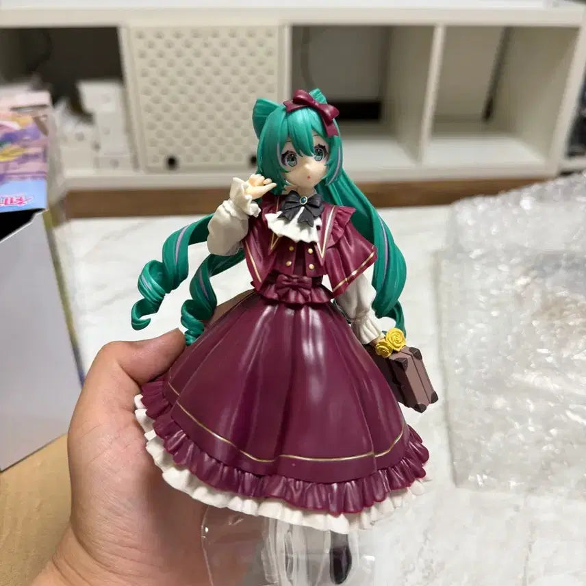 [BUNJANG] Hatsune Miku Classical Retro Figure / 하츠네 미쿠 클레시컬 레트로 피규어