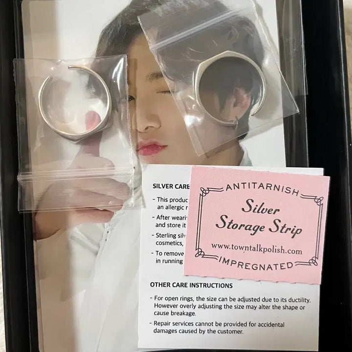 [BUNJANG] BTS Speak Yourself Official Merchandise 925 Silver Ring + Photocard / Bts 스픽콘 은반지 공식 굿즈 925 Silver ring