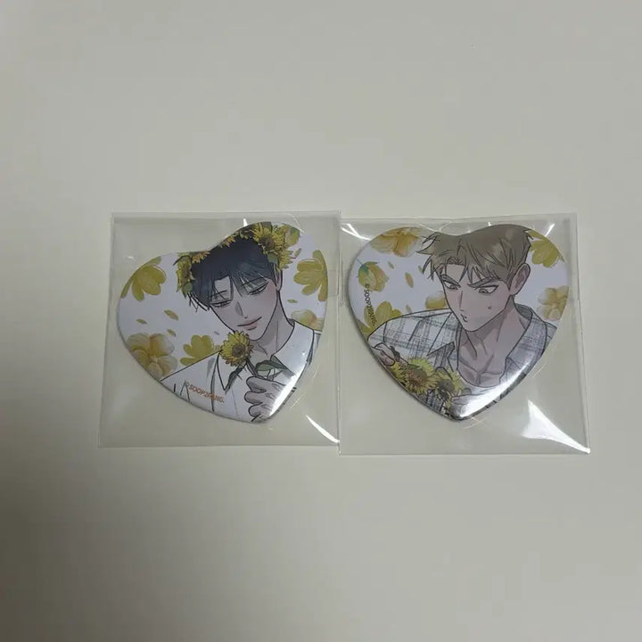 [BUNJANG] Hongsil Quest Pop-up Heart Badge Yeon Kihoon / 홍실퀘스트 팝업 하트 뱃지 홍퀘 bl 굿즈 연기훈