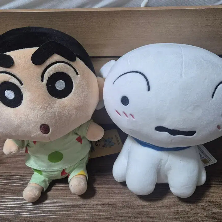 [BUNJANG] Crayon Shin-chan &amp; Shiro Pajama Set with Plush Dolls Bundle / 파자마 잠옷 짱구, 흰둥이 인형 일괄!