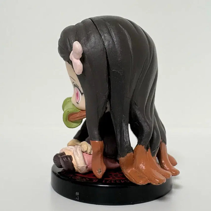 [BUNJANG] Kimetsu no Yaiba Swacchao! Nezuko Kamado Figure / 귀멸의칼날 스와라세타이 카마도 네즈코 가챠 피규어