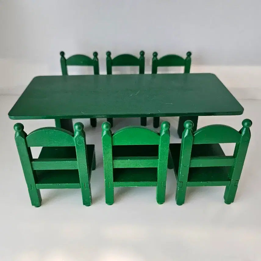 [BUNJANG] Sylvanian Families Old Green 6-Person Dining Table Set / 실바니안 올드 초록 6인식탁세트