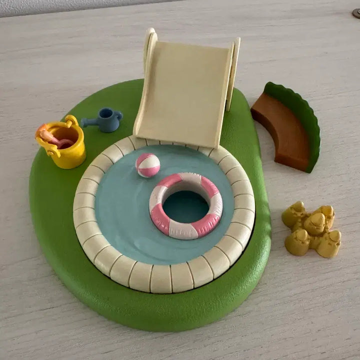 [BUNJANG] Sylvanian Families "Forest School" Sandbox &amp; Pool Set (Discontinued) / 2636)단종)올드)실바니안 숲속의 유치원 모래&amp;풀장 모래놀이 수영장