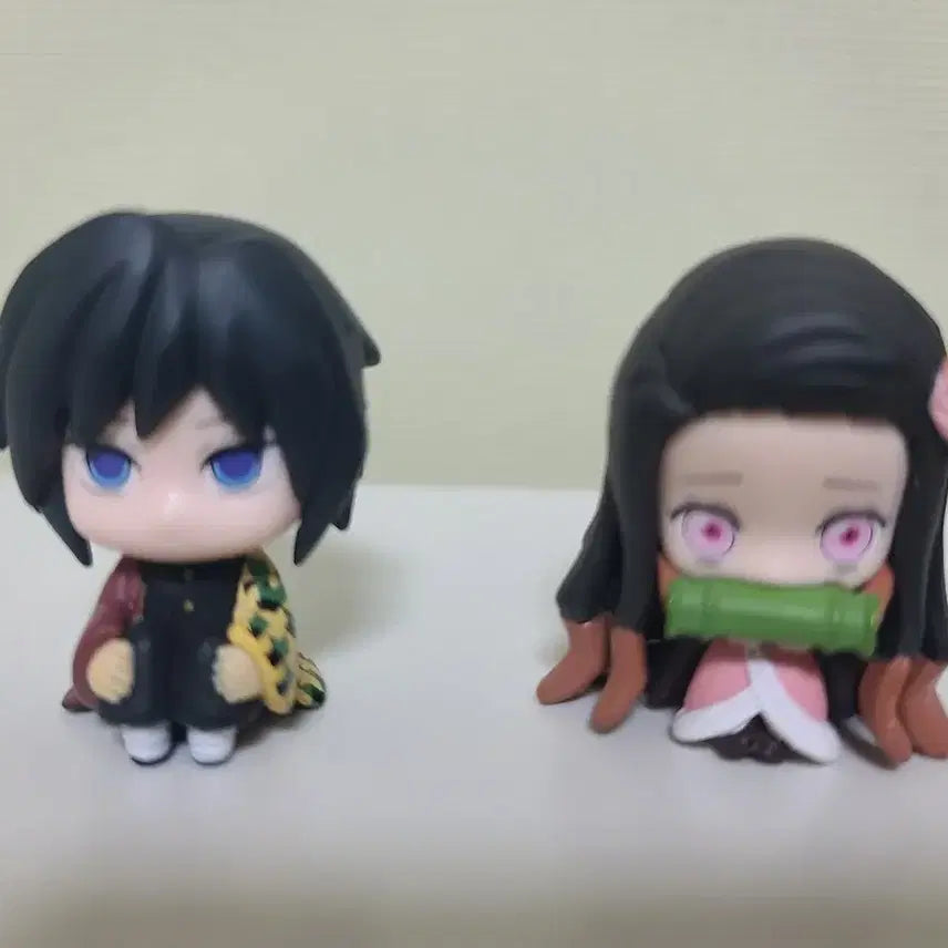 [BUNJANG] Demon Slayer Giyu &amp; Nezuko Machiboke Figure Set / 귀멸의칼날 마치보케 기유 네즈코 2종 팝니다.